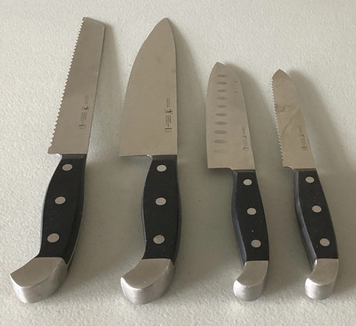 Lot henckels knives - j,